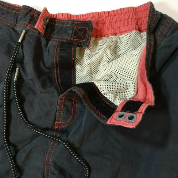 Tommy Bahama Size M Swimming Shorts - Picture 6 of 12